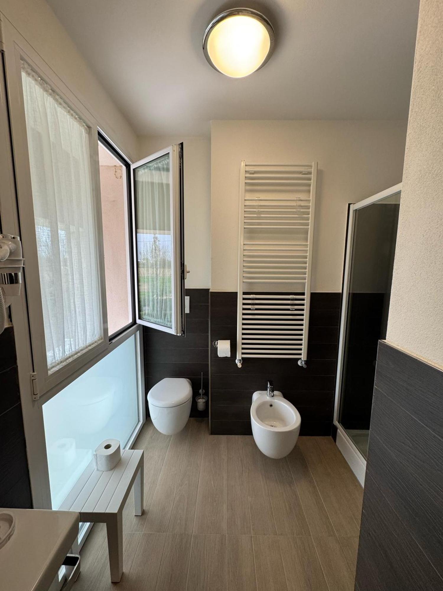 Hotel Villa Mary Санта-Мария-ди-Сала Экстерьер фото