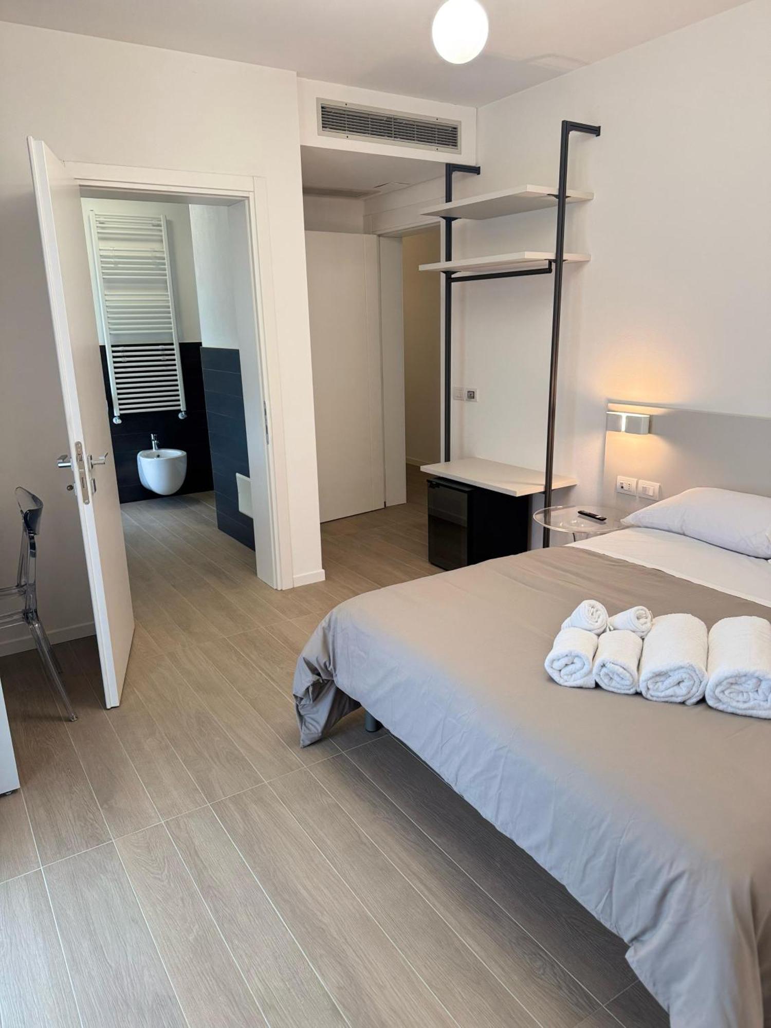 Hotel Villa Mary Санта-Мария-ди-Сала Экстерьер фото