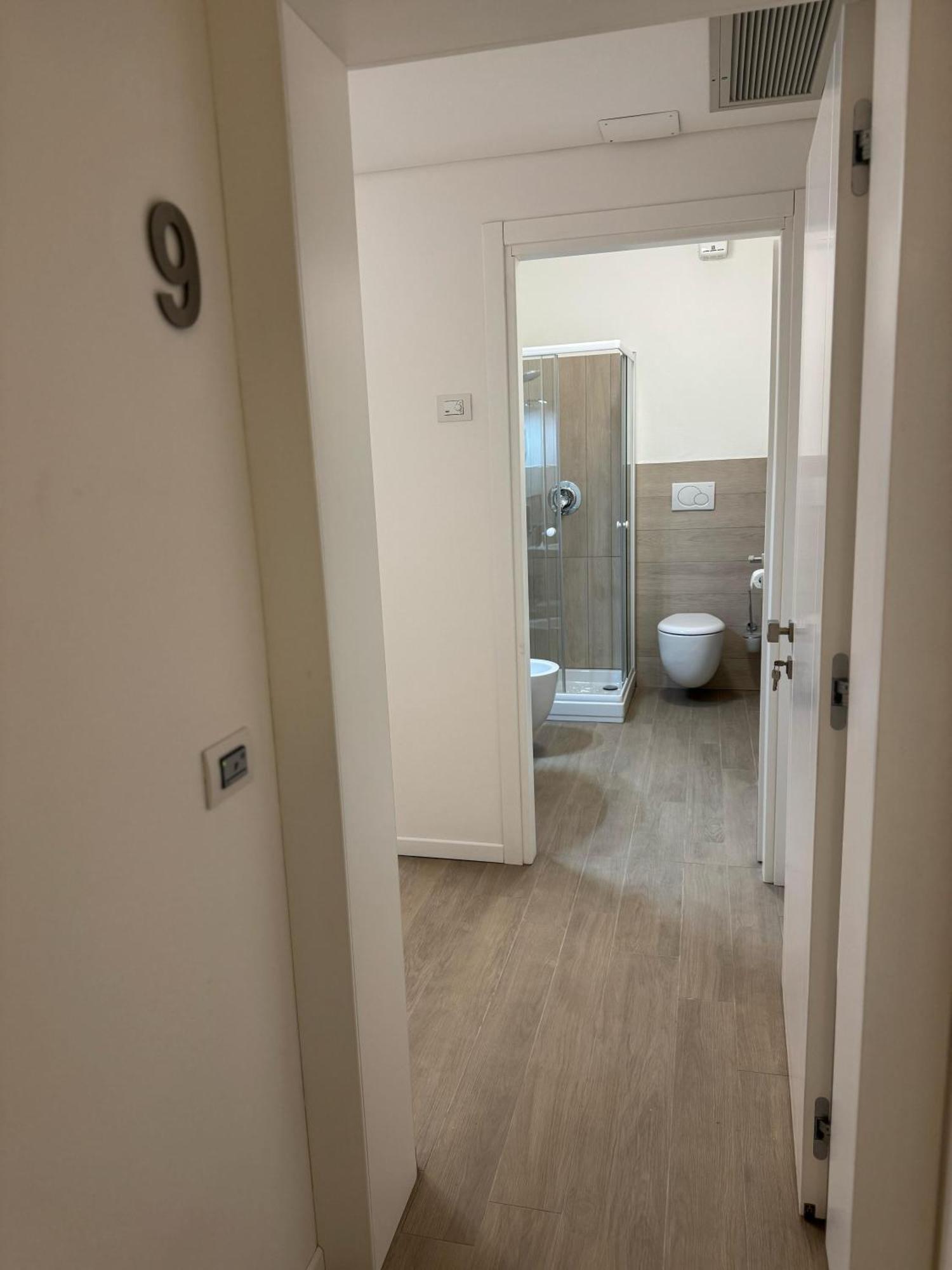 Hotel Villa Mary Санта-Мария-ди-Сала Экстерьер фото