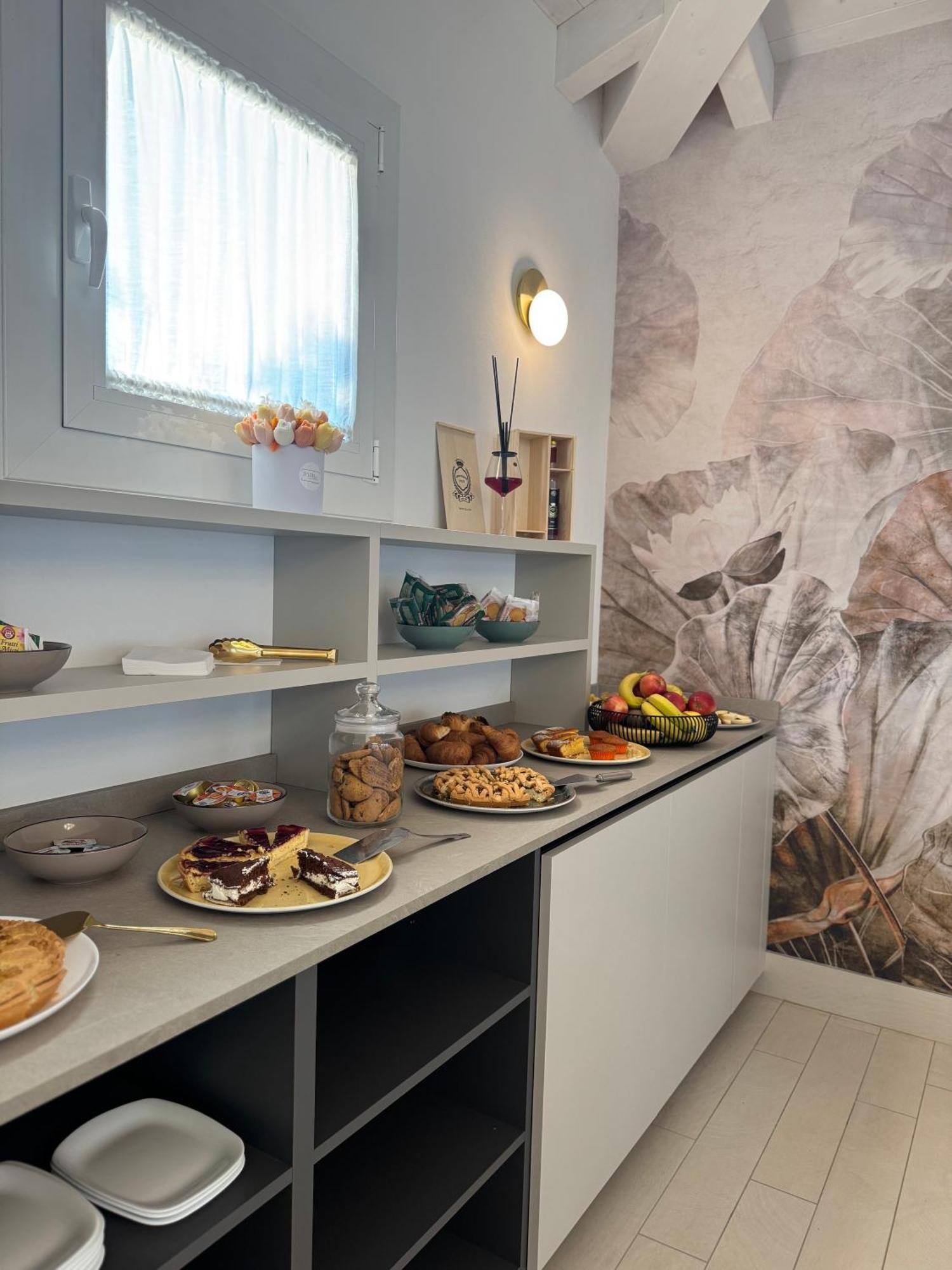 Hotel Villa Mary Санта-Мария-ди-Сала Экстерьер фото