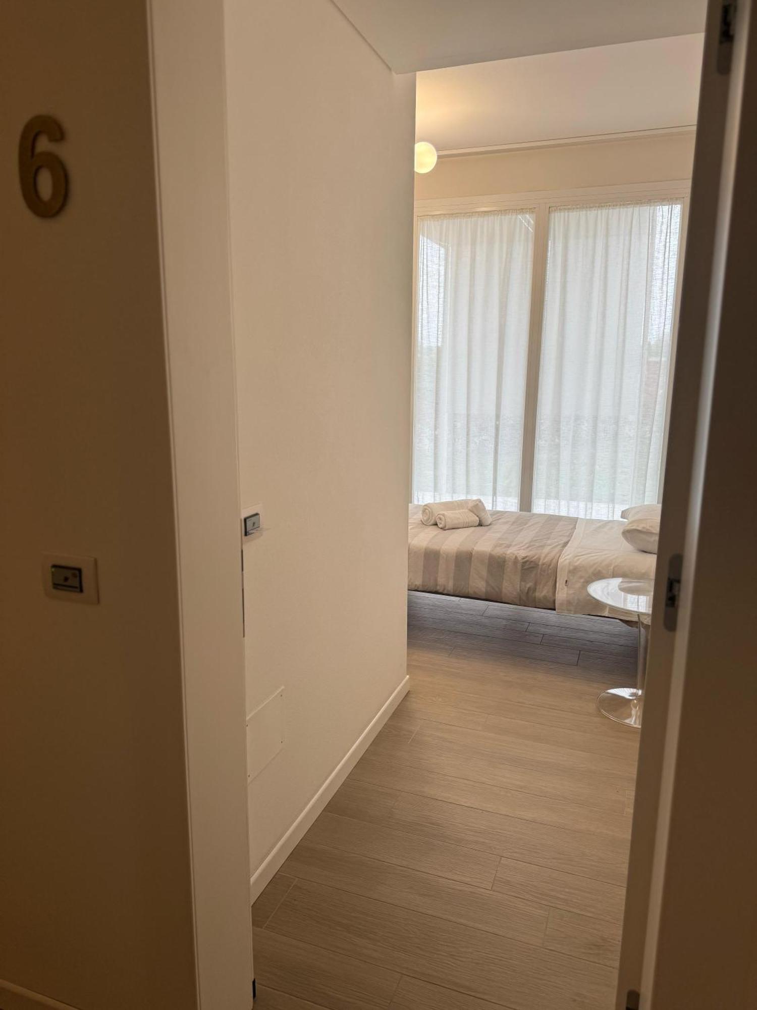 Hotel Villa Mary Санта-Мария-ди-Сала Экстерьер фото