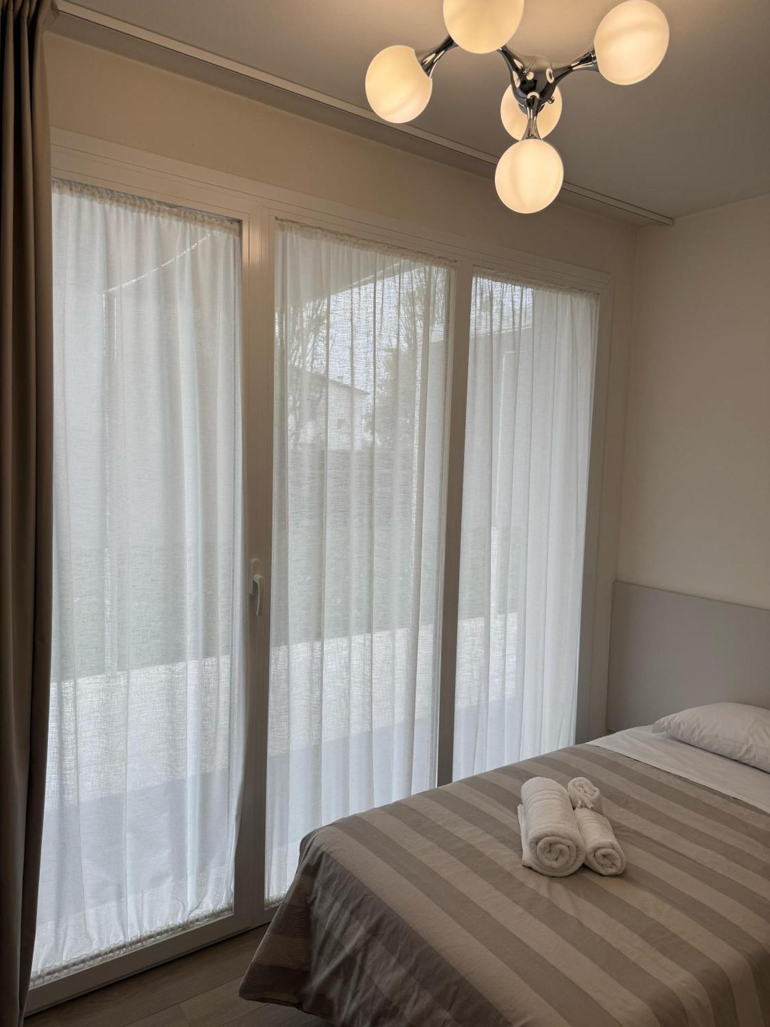Hotel Villa Mary Санта-Мария-ди-Сала Экстерьер фото