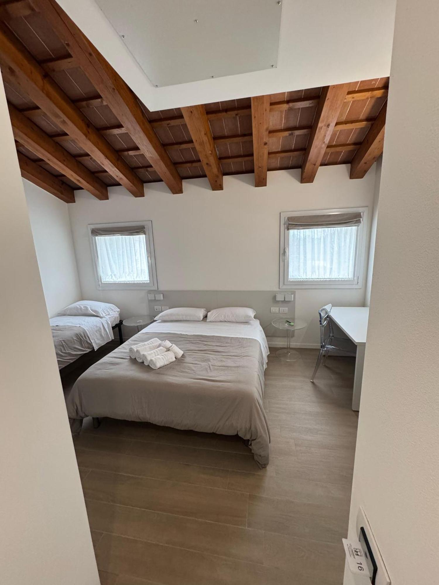 Hotel Villa Mary Санта-Мария-ди-Сала Экстерьер фото